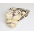 netsuke " Hotei ", de perioada Meiji. fildes natural. semnat Hanako.cca 1880